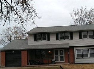 412 Windsor Dr, Gibbstown, NJ 08027