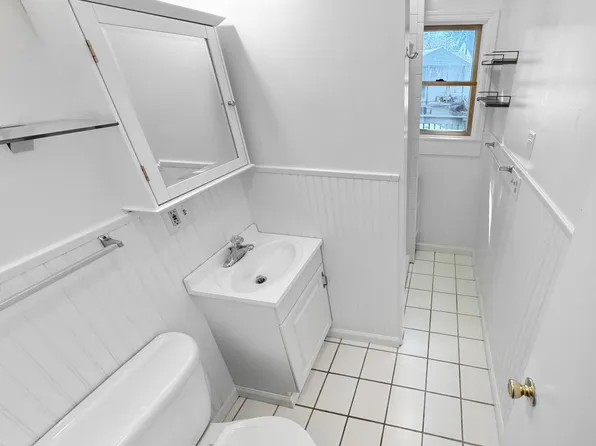 964 Route 173 #B, Bloomsbury, NJ 08804