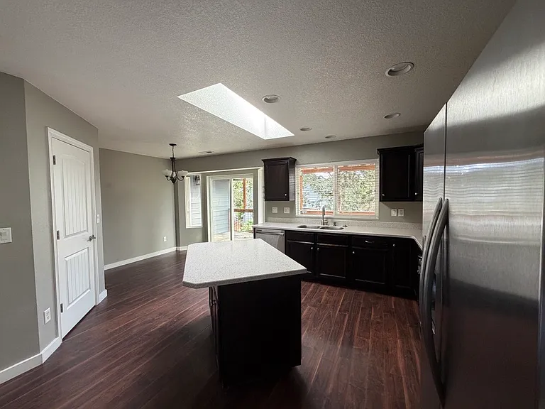 Kitchen / Dining