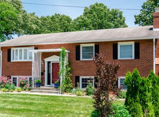 7306 Glendora Ct, District Heights, MD 20747
