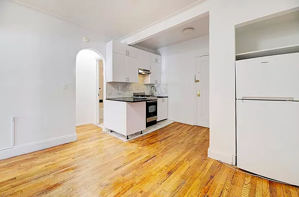 Rented by REAL New York | media 15