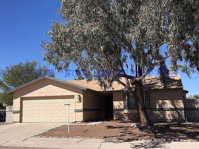 1st image of 2710 W Sandbrook Ln