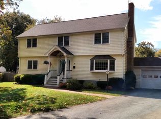 36 Evergreen Rd, Stoneham, MA 02180