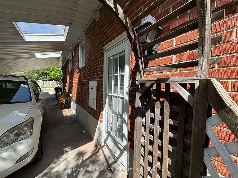 47 Shropshire Dr — Photo 12