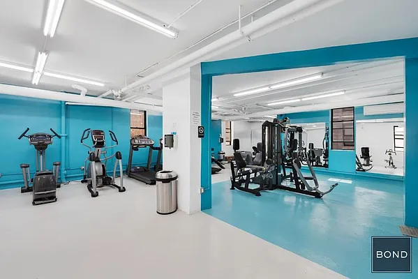 Sold by Bond New York | media 21