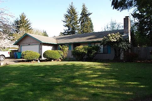 3rd image of 11519 NE 8th St