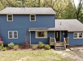 18 W Forrest Dr, Enfield, CT 06082
