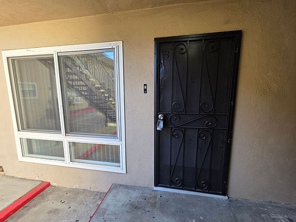 5th image of 3216 W 99th St APT 3