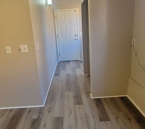 4th image of 390 Fairway Oaks Dr #C