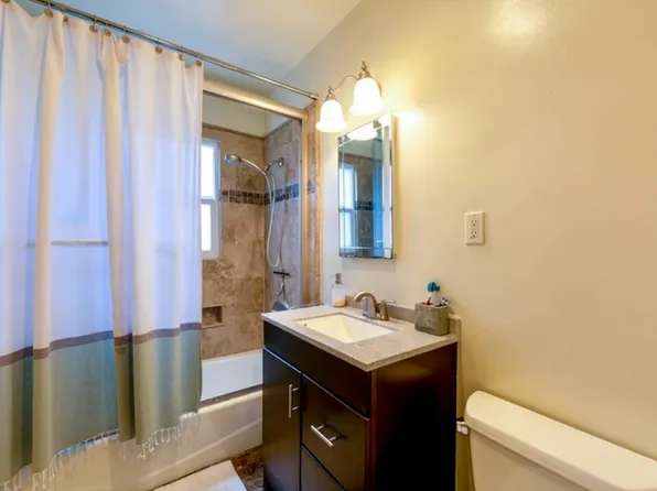 102 Lime Ave #3, Long Beach, CA 90802