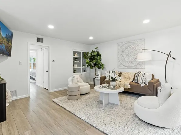 3015 Los Prados St APT 109, San Mateo, CA 94403