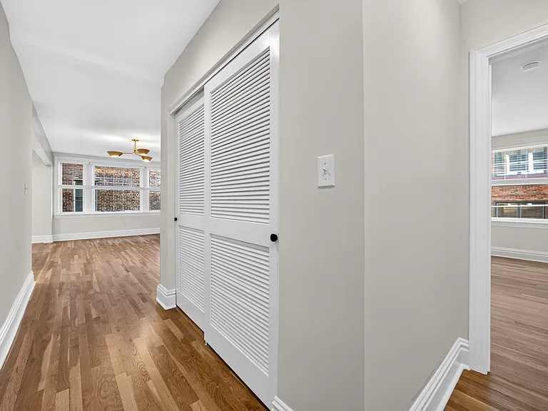 7519 Oxford Dr #2B — Photo 24