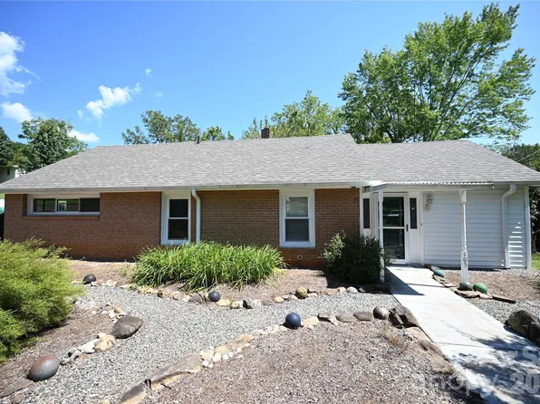105 Owens Ave NE, Valdese, NC 28690
