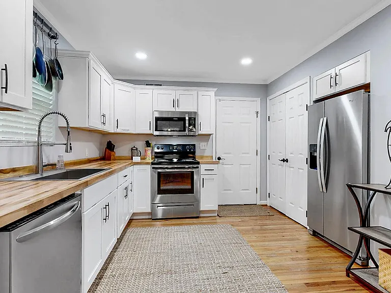776 Shell Sand Rd — Photo 10
