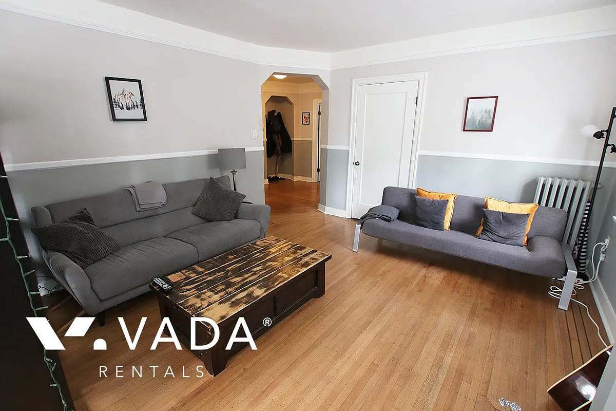 1235 Burnaby Street Vancouver — Photo 4