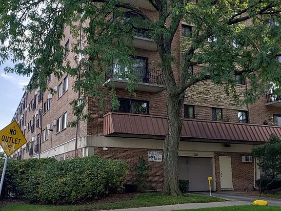 3rd image of 2333 N Neva Ave APT 309C