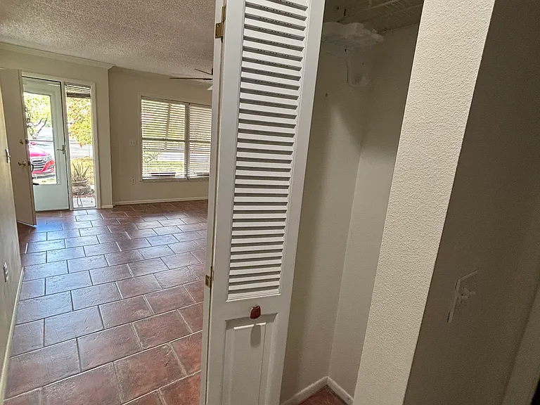 635 N Jefferson Ave #1 — Photo 13