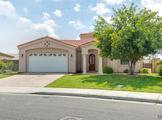 8113 Sophia St, Bakersfield, CA 93307