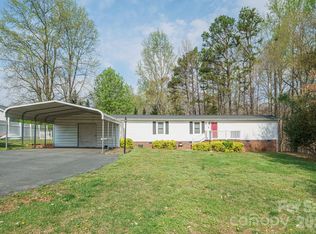 222 Summertree Dr, Troutman, NC 28166
