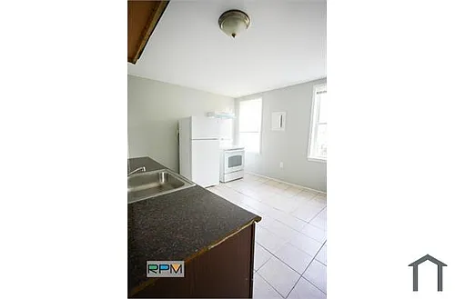 2864 Rayner Ave Photo 1