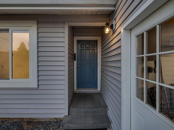 5th image of 7626 Bobbie Way