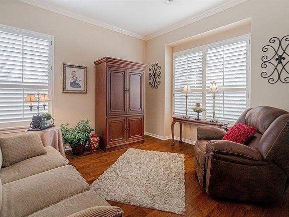 4th image of 15682 Brookwood Dr