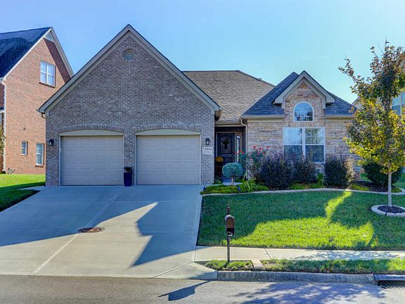 2nd image of 12844 Lily Pond Ln