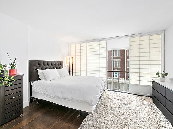 4th image of 250 W 90th St APT 6E