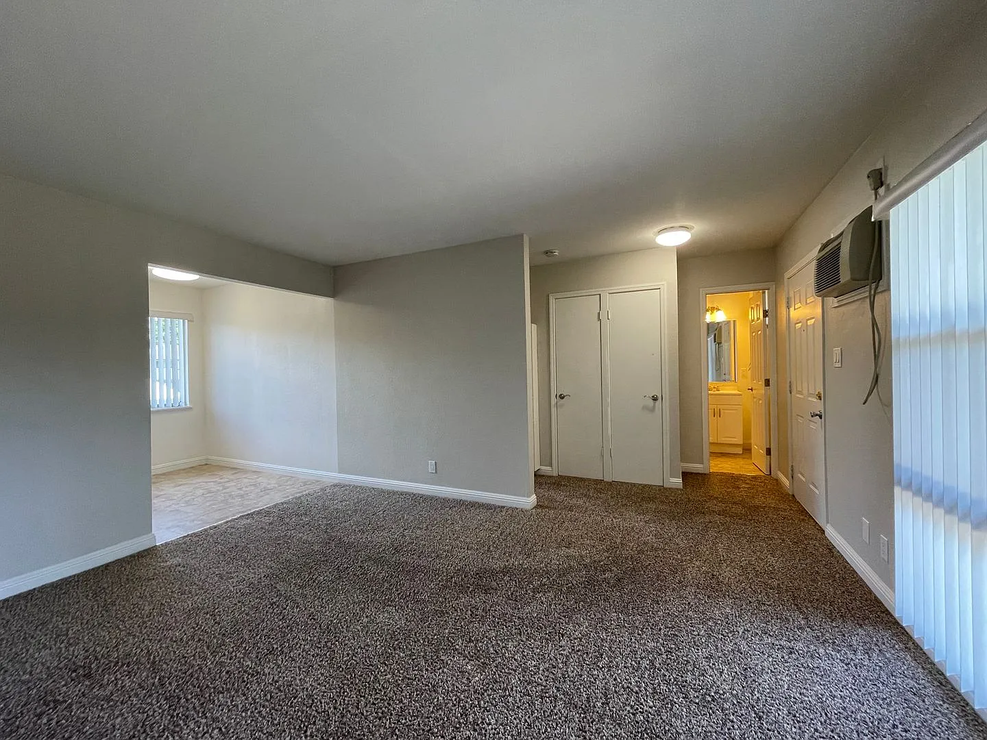 1214 Bell Street — Photo 4