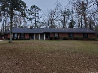 3551 Pineview Rd, Camden, AR 71701