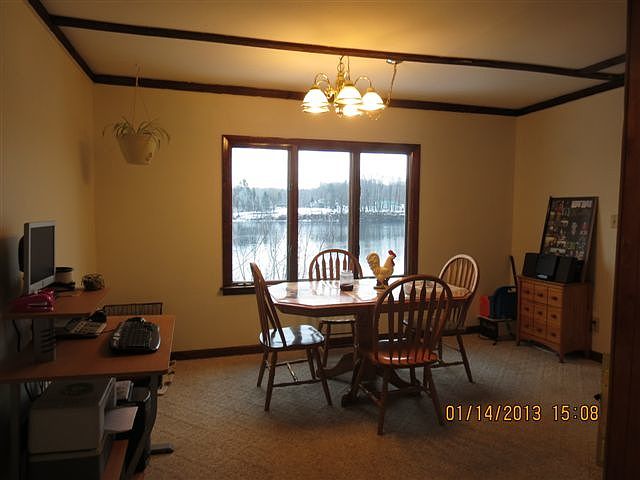 Dining with River View