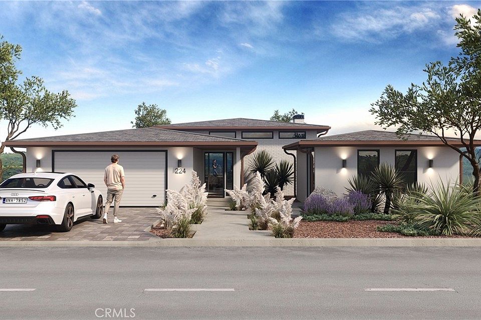 1st image of 224 Butte Dr #5