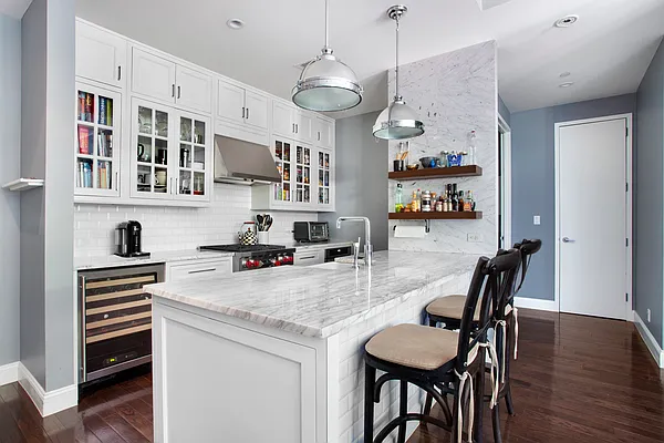 Rented by Halstead Real Estate | media 22