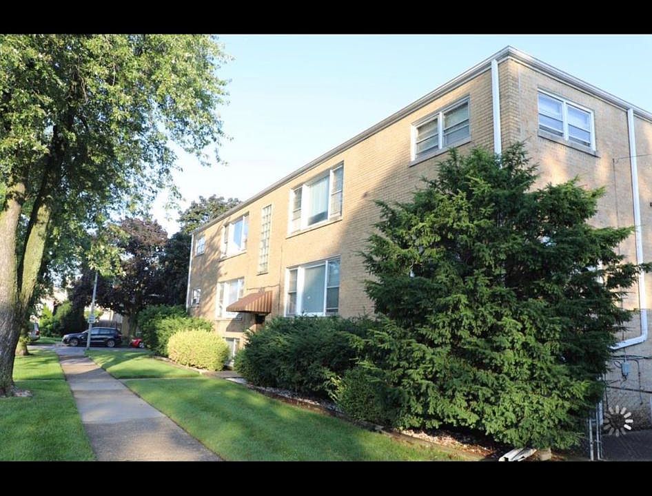 1st image of 2709 N 74th Ave