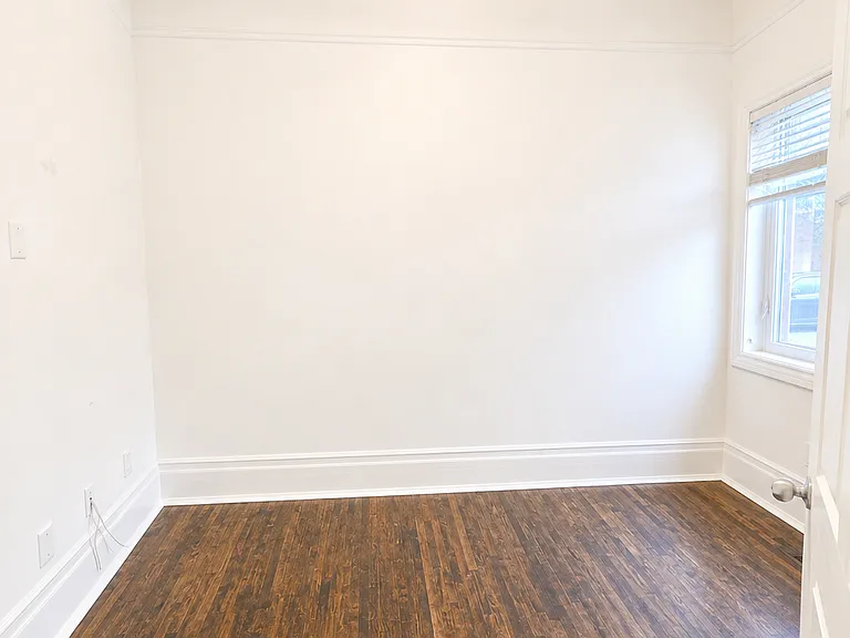 43 Carr St — Photo 9