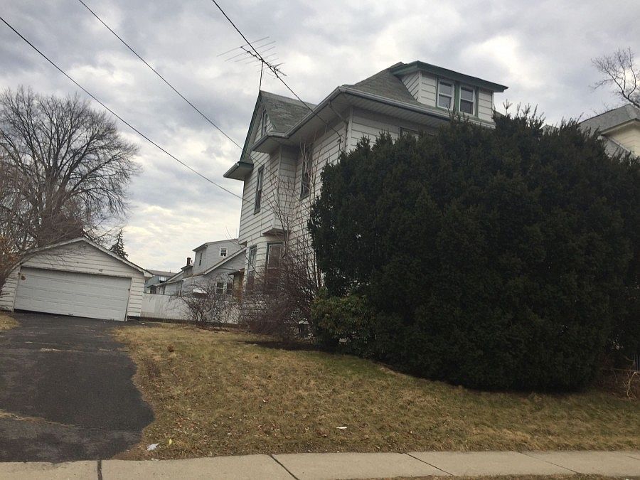 2nd image of 243 Trenton Ave