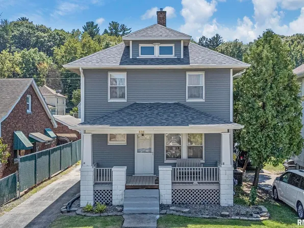 636 17th Ave, East Moline, IL 61244