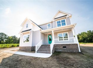 9440 Stallings Creek Dr, Smithfield, VA 23430