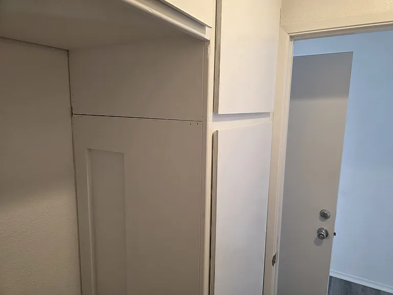 5550 Traffic Way #7 — Photo 3