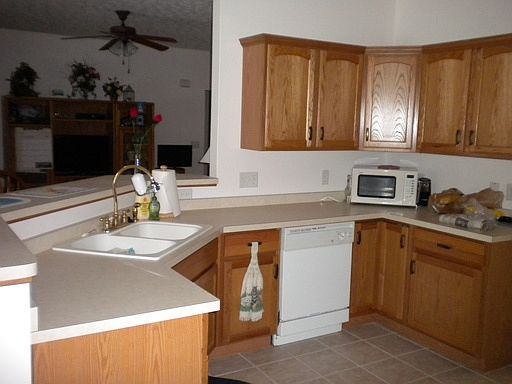 5th image of 4825 Belmont Pl