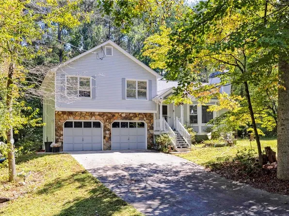 121 Frances Dr, Dallas, GA 30157