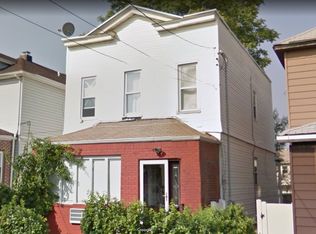 29 Walcott Ave, Inwood, NY 11096