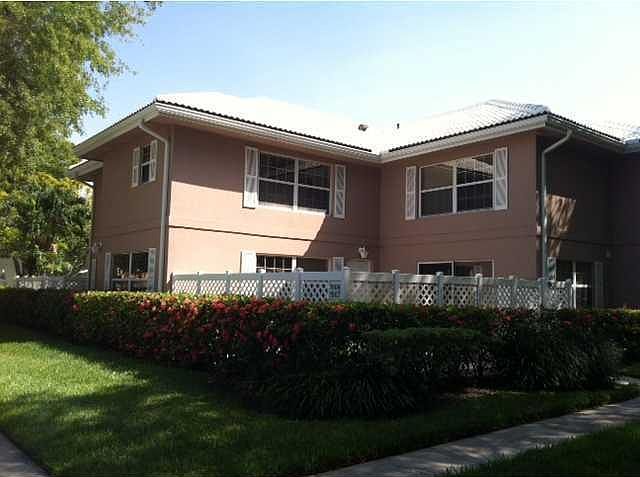 1st image of 1907 Stratford Way