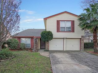 7326 Maple Walk Dr, Humble, TX 77346