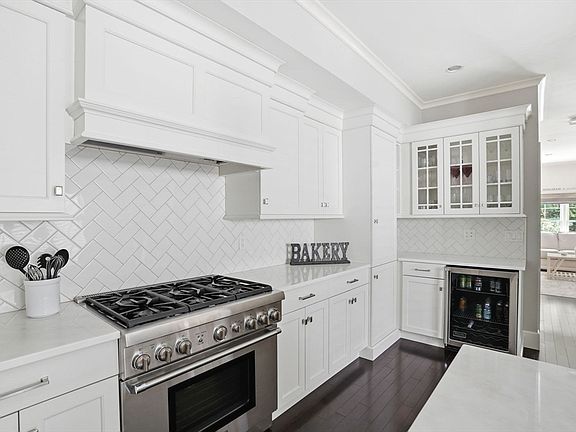 4th image of 41 Backriver Rd #41