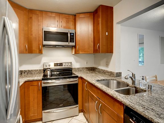3rd image of 21615 80th Ave W APT 208