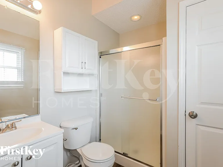 1603 Johnston Dr — Photo 13