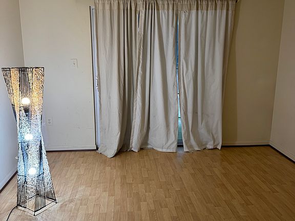 4th image of 1537 Northern Neck Dr APT 102