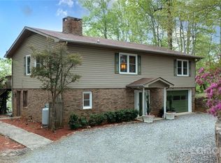 198 Storm Ridge Dr, Lake Lure, NC 28746