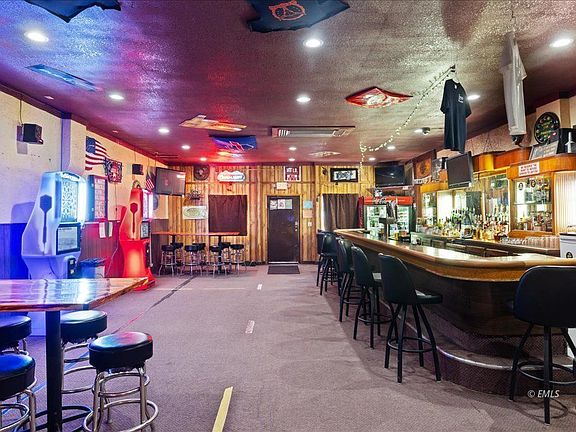 2nd image of 971 & 963 Main St